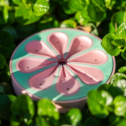 Petal Bee Bath